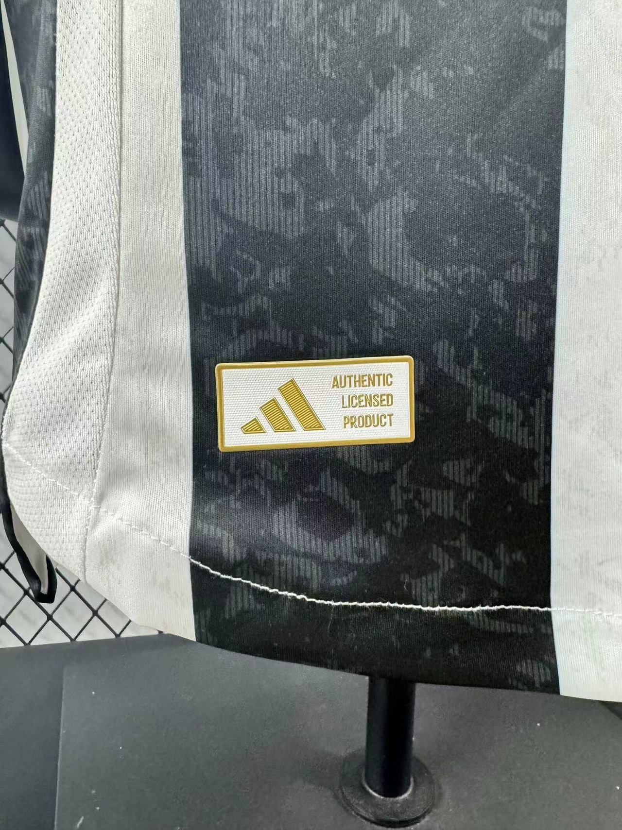 Maillot Domicile Juventus 2024-2025