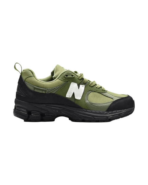 New Balance® 2002R Plugmarket - plugmarket.fr Sneakers