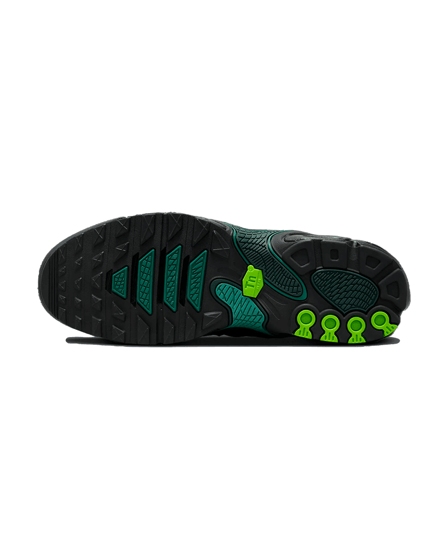 Nike® Air Max Plus Drift Black Volt Plugmarket - plugmarket.fr Sneakers