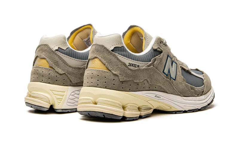 New Balance® 2002R Protection Pack Mirage Grey