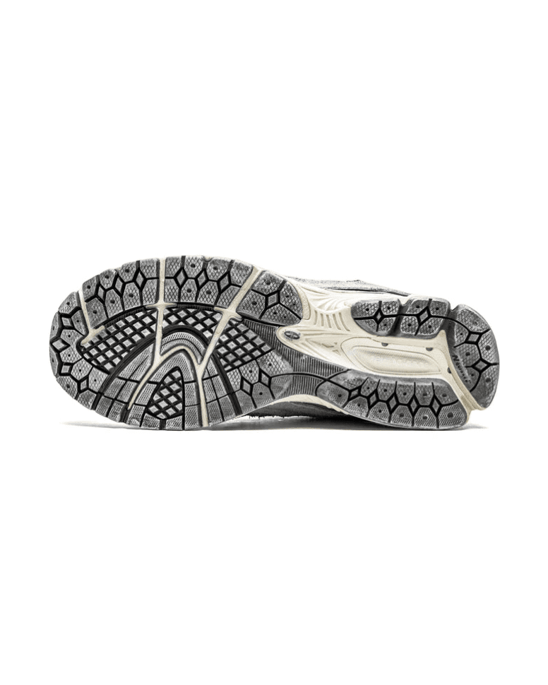 New Balance® 2002R Protection Pack Rain Cloud Plugmarket - plugmarket.fr Sneakers