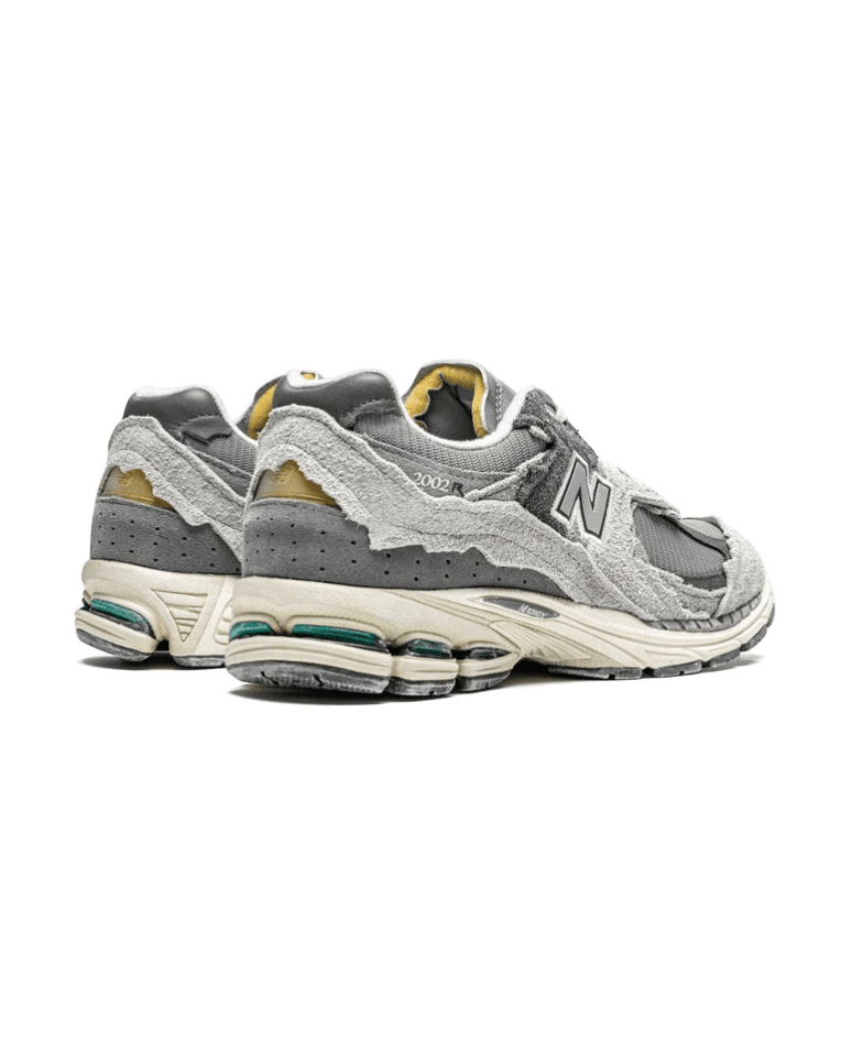New Balance® 2002R Protection Pack Rain Cloud Plugmarket - plugmarket.fr Sneakers