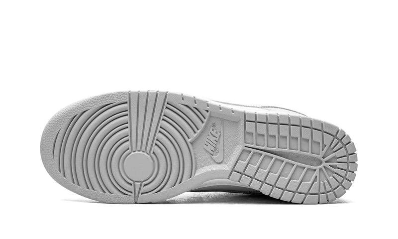 Nike® Dunk Low Grey Fog
