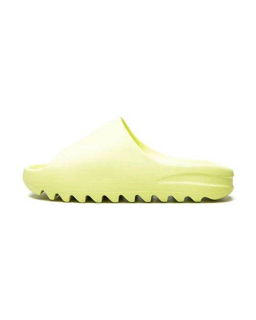 Yeezy® Slide Glow Green Plugmarket - plugmarket.fr Sneakers