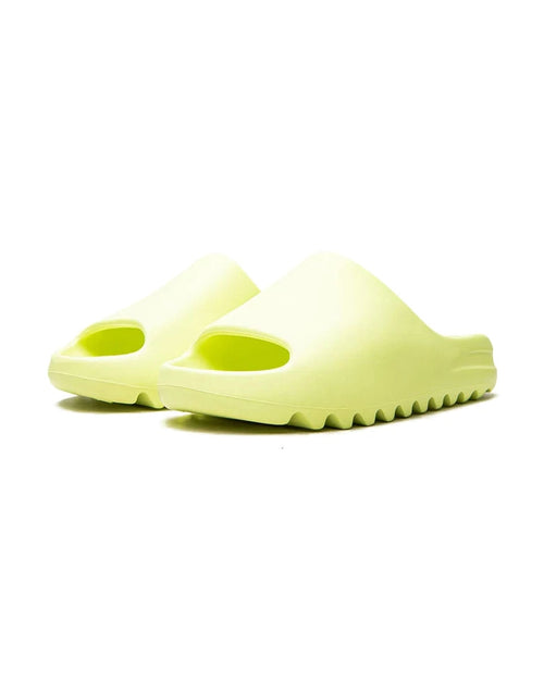 Yeezy® Slide Glow Green Plugmarket - plugmarket.fr Sneakers