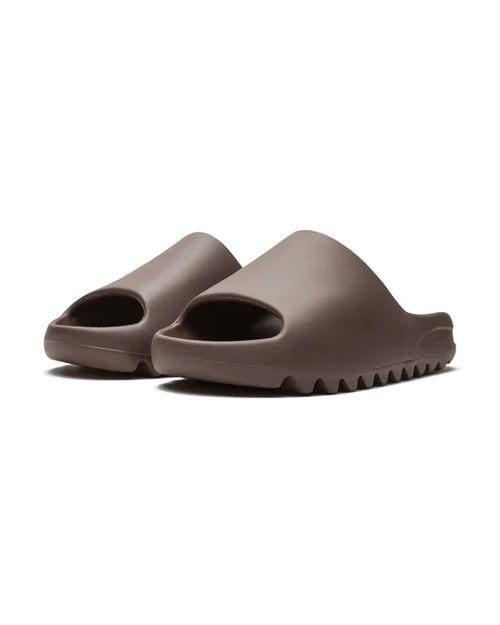 Yeezy® Slide Soot Plugmarket - plugmarket.fr Sneakers