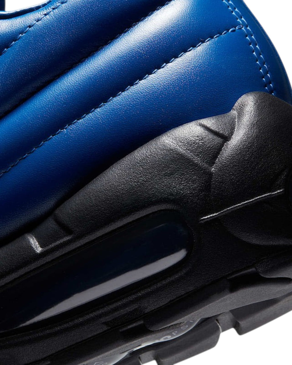 Plugmarket Nike x Supreme Air Max 95 Lux Hyper Cobalt blue leather sneakers with black sole and air cushioning.